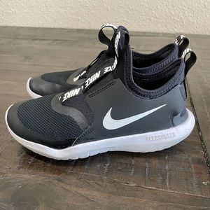 Slip on Nike Flex Runner shoes